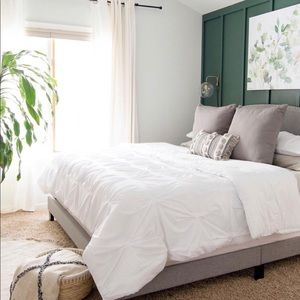 King comforter and shams